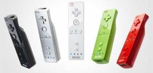Nintendo revolution controllers come in multiple colors